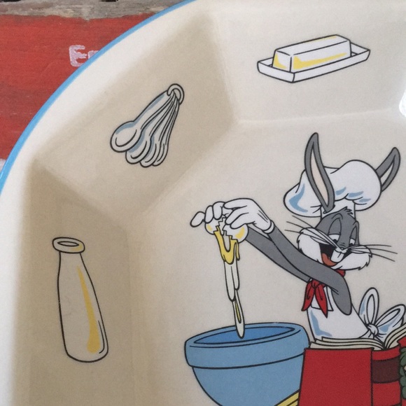 Warner Bros. 1995 Bugs Bunny Pie Plate - Picture 3 of 8